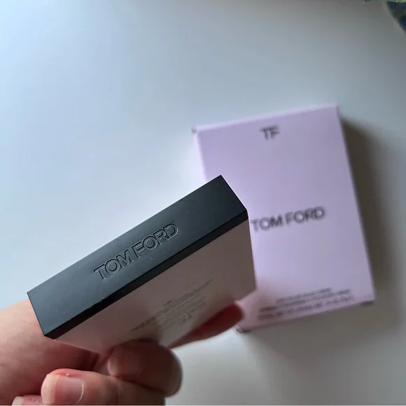 Tom Ford Eyeshadow - 01 Forbidden Pink NEW - Picture 7 of 11